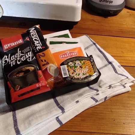 Bele Staze 85, Gondola, Апартаменты Брзече